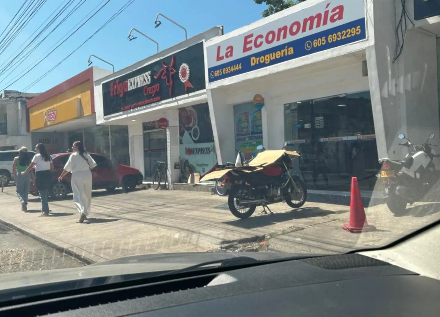 Apartamento Frente Al Aeropuerto Cartagena 0*,